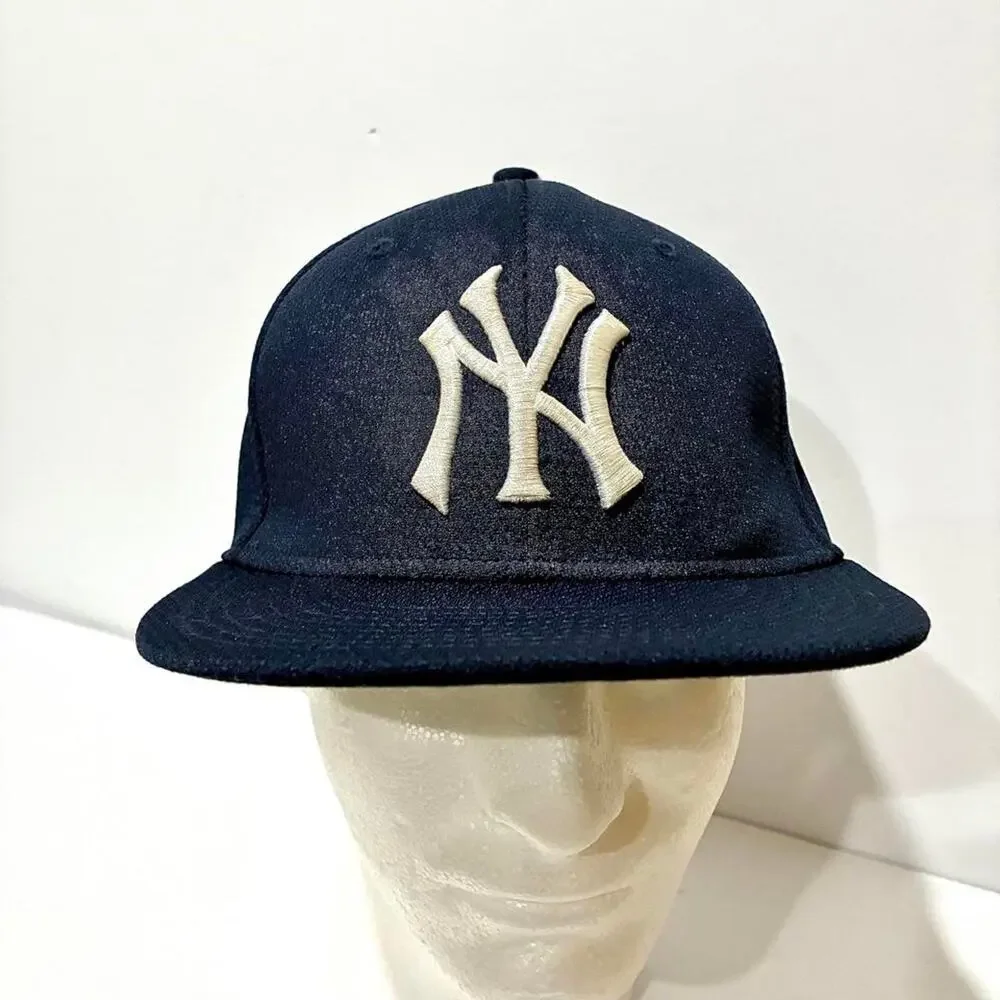 Team MLB Youth Baseball Hat Black New York Yankees